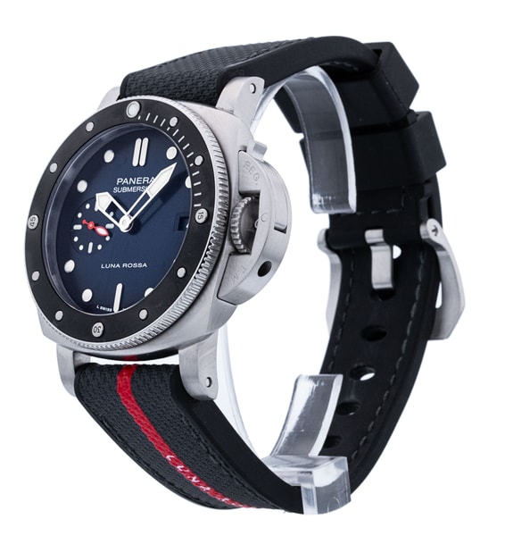 Panerai Submersible PAM01565